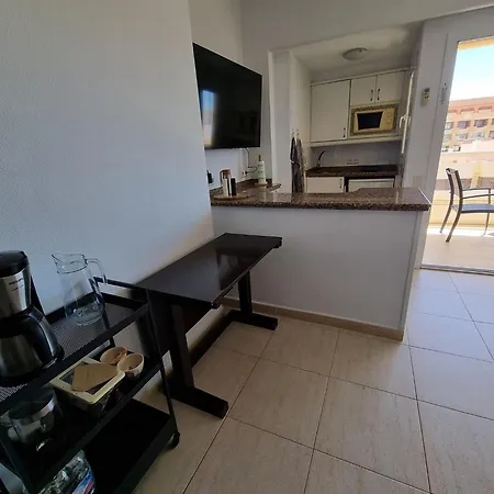 En Pyr Con Vistas Al Mar Y Puerto *