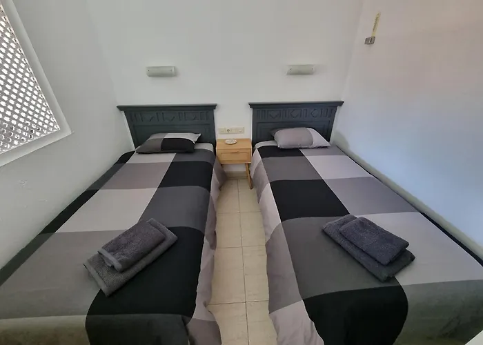 En Pyr Con Vistas Al Mar Y Puerto Апартаменты Фуэнхирола